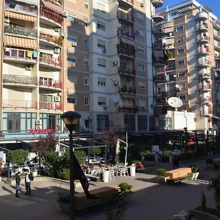 Livia * Tirana