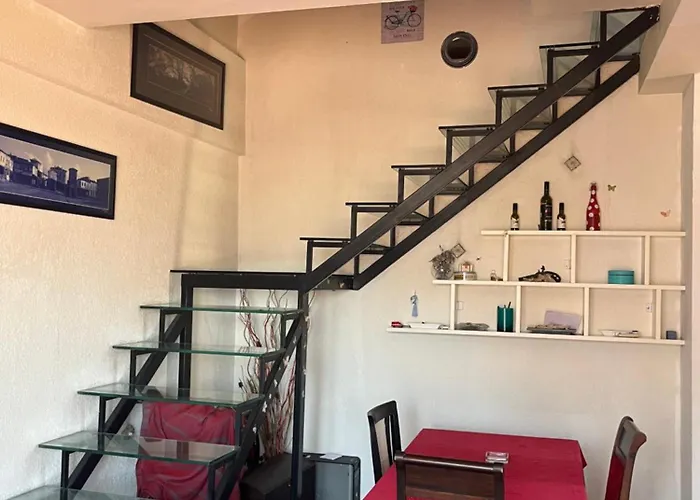 Livia 公寓式酒店 地拉那